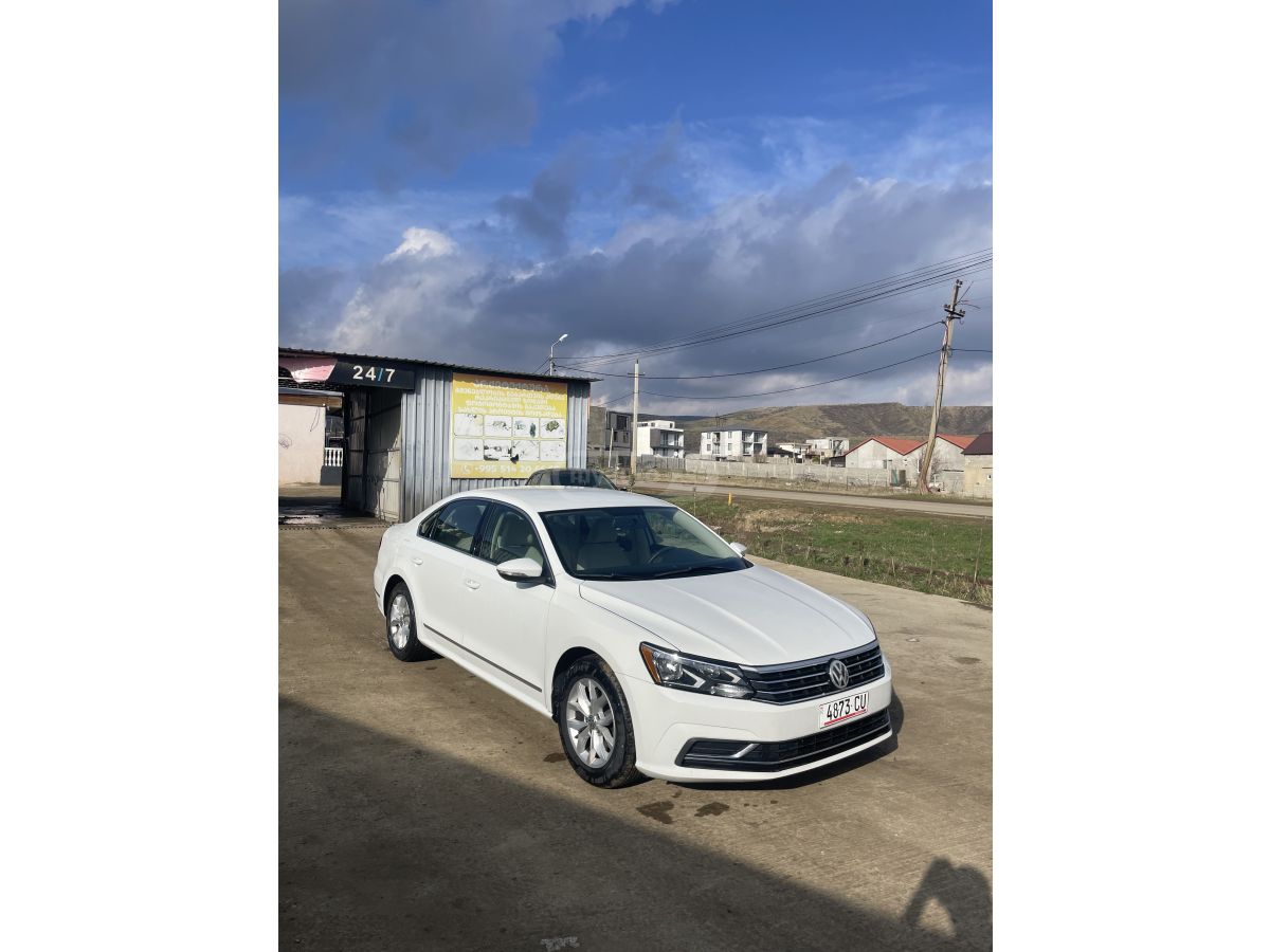 Volkswagen Passat - фото 1