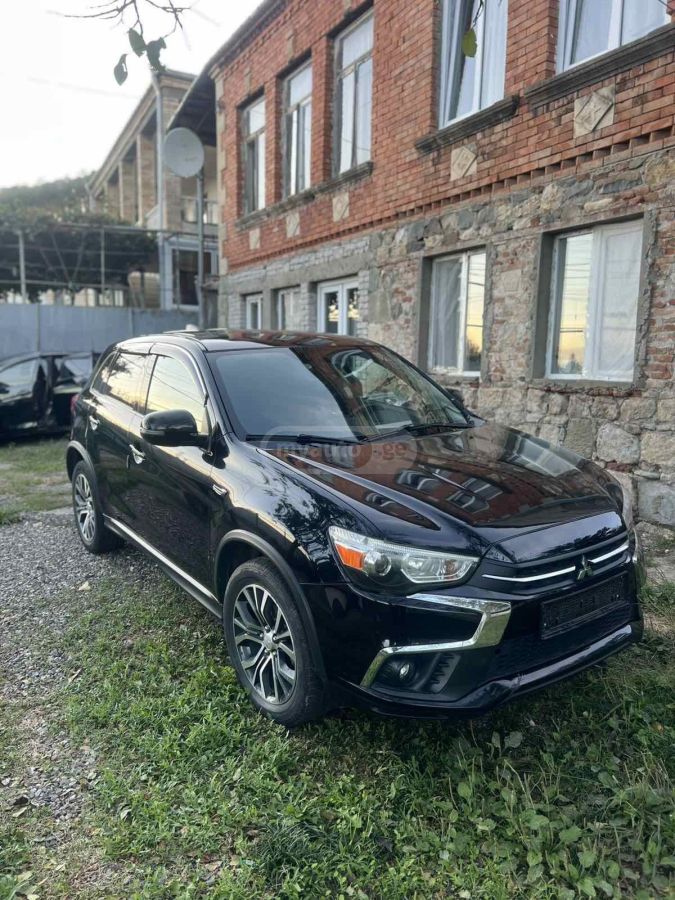 Mitsubishi Outlander Sport - фото 2