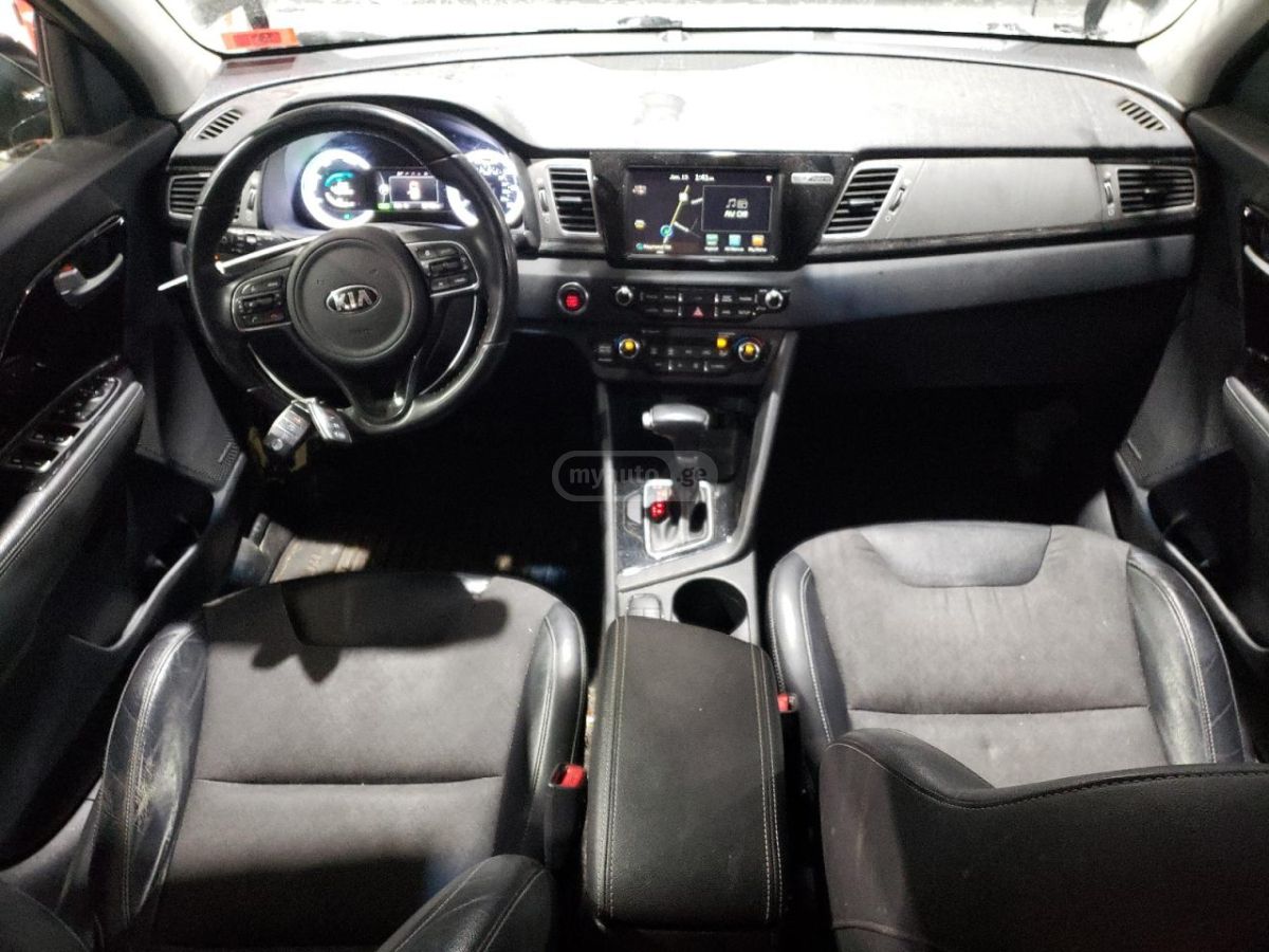 Kia Niro - фото 8