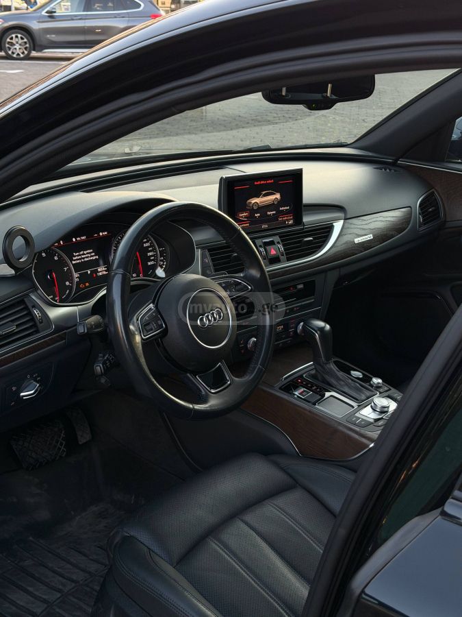 Audi A6 - фото 7