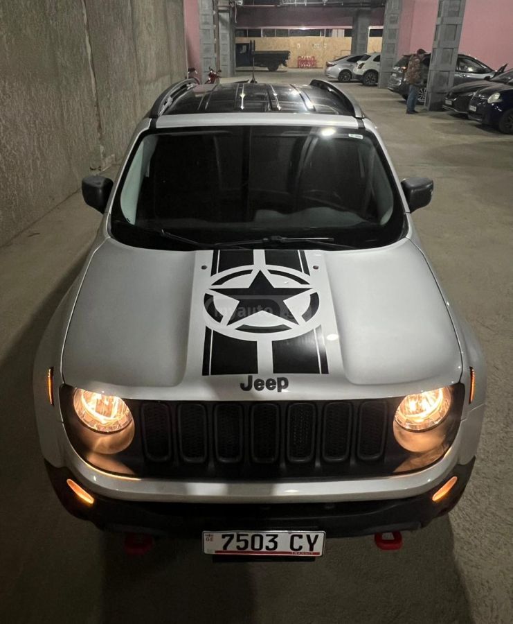 Jeep Renegade - фото 4