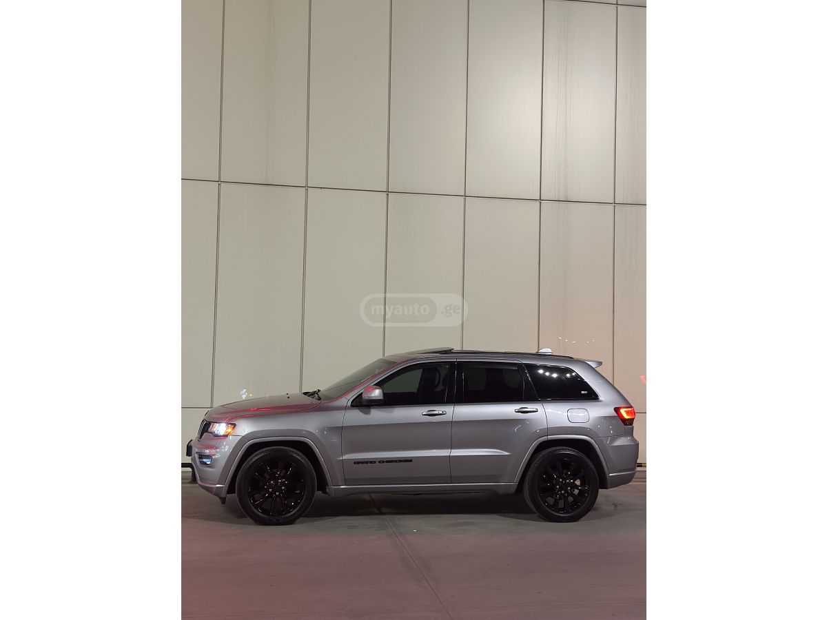 Jeep Grand Cherokee - фото 4