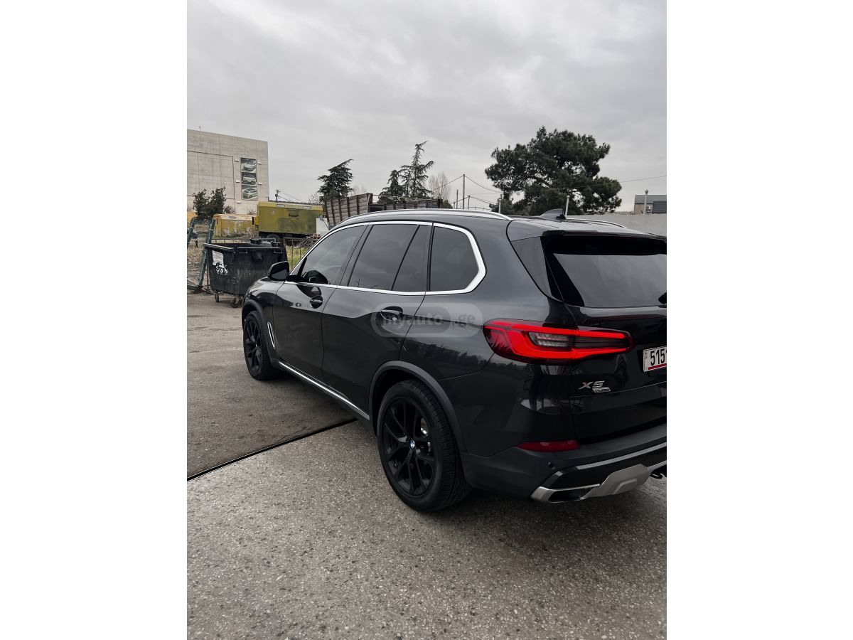 BMW X5 - фото 4