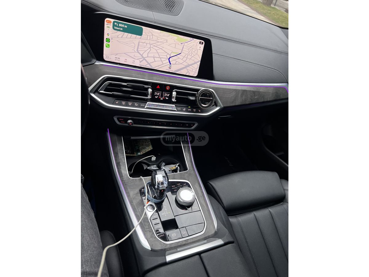 BMW X5 - фото 7
