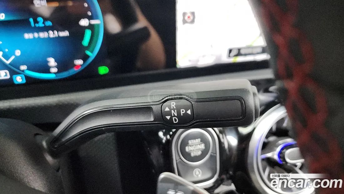 Mercedes-Benz CLA 35 AMG 2023 — миниатюра 9