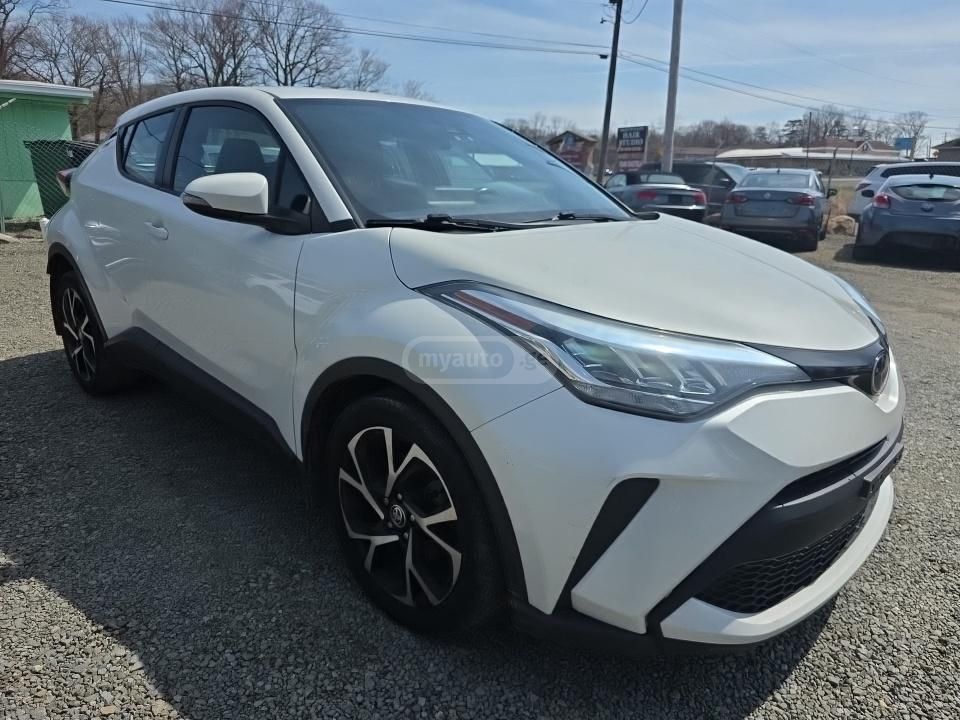 Toyota CHR - фото 1