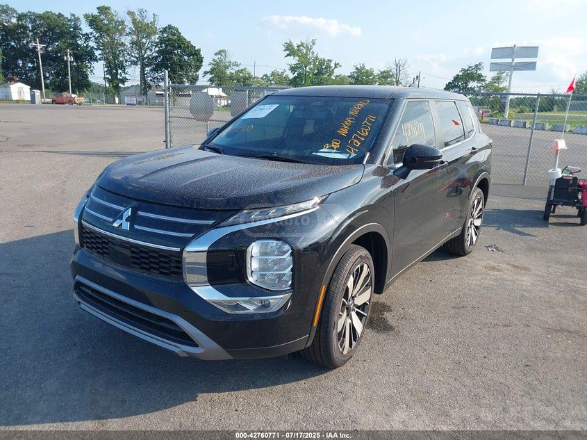 Mitsubishi Outlander 2025 — миниатюра 2