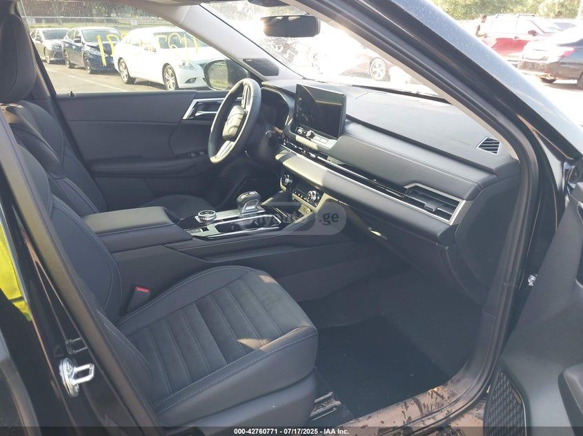 Mitsubishi Outlander 2025 — миниатюра 5