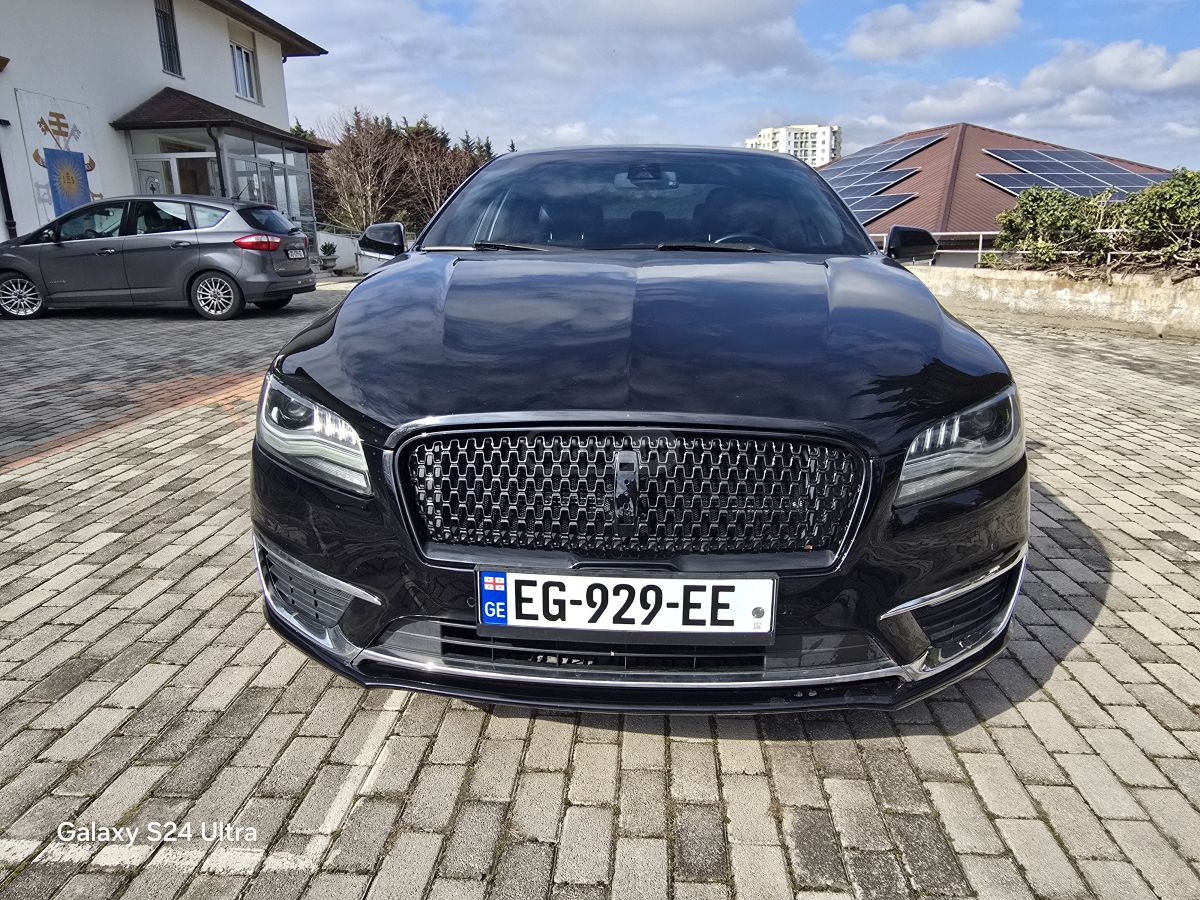 Lincoln MKZ - фото 1