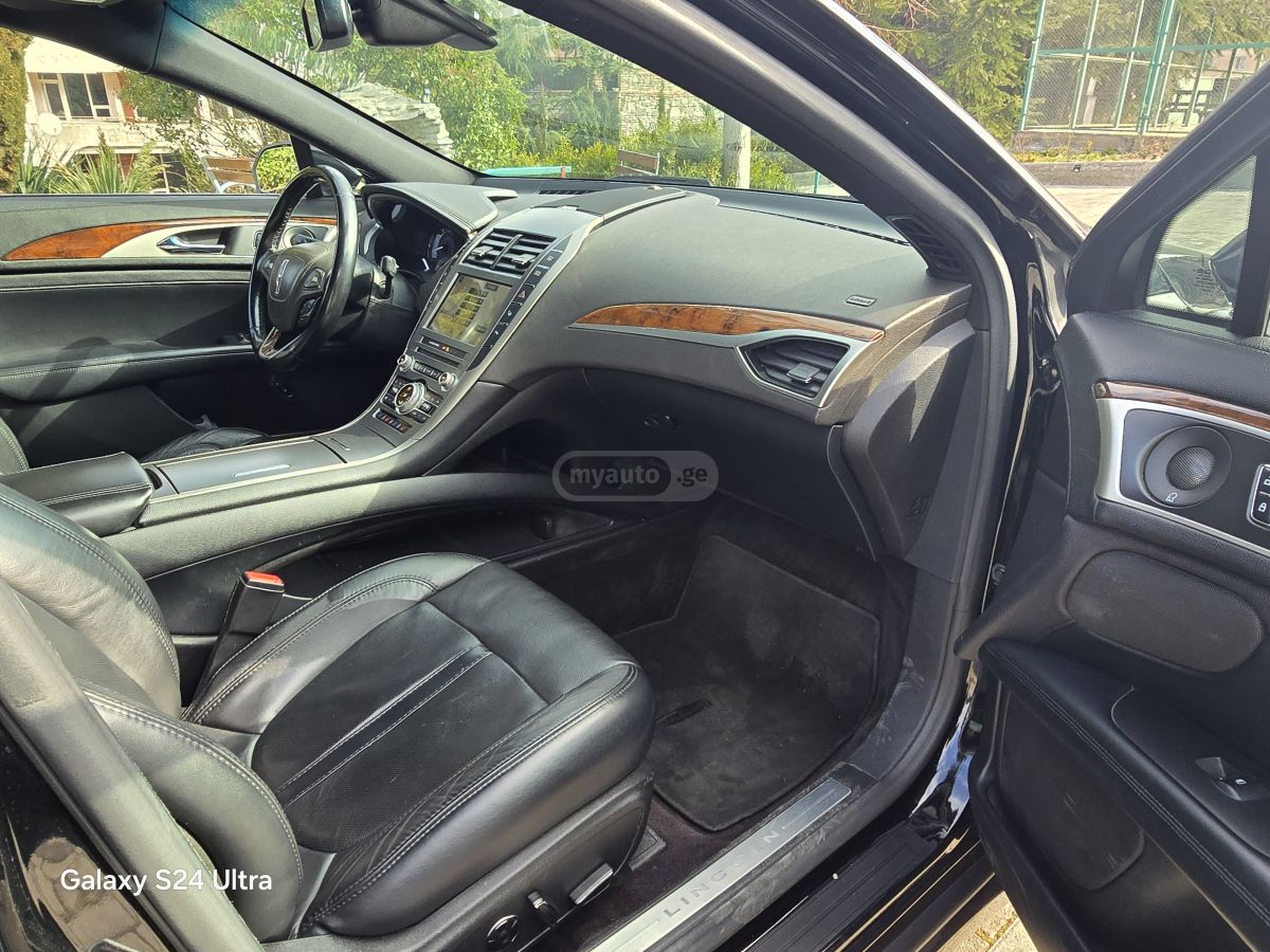 Lincoln MKZ - фото 2