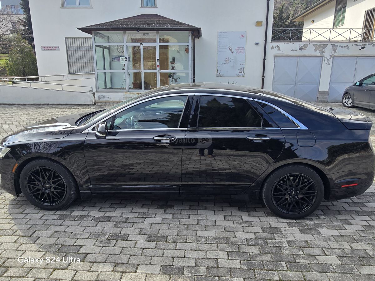 Lincoln MKZ - фото 6