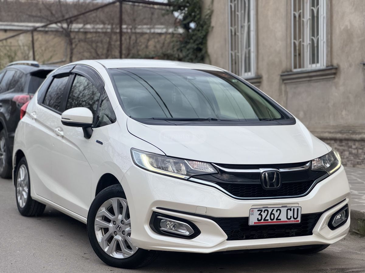 Honda FIT - фото 1