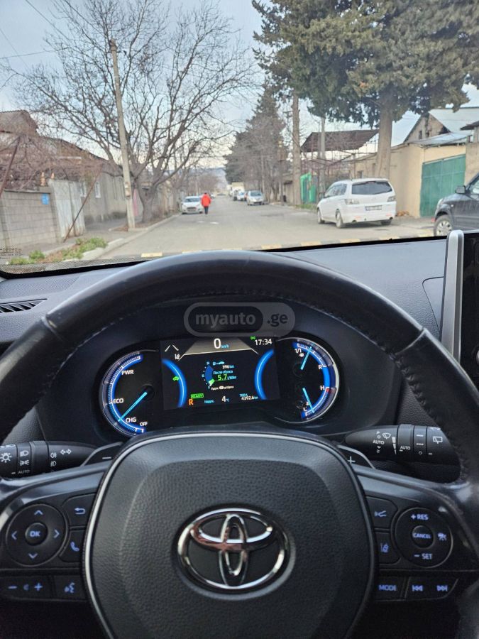 Toyota RAV 4 - фото 15