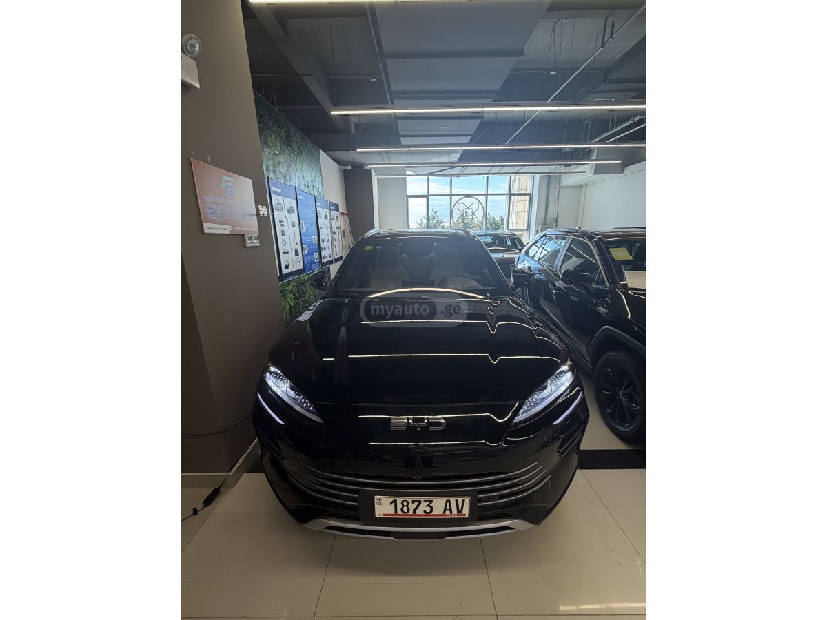 BYD Song Plus - фото 1