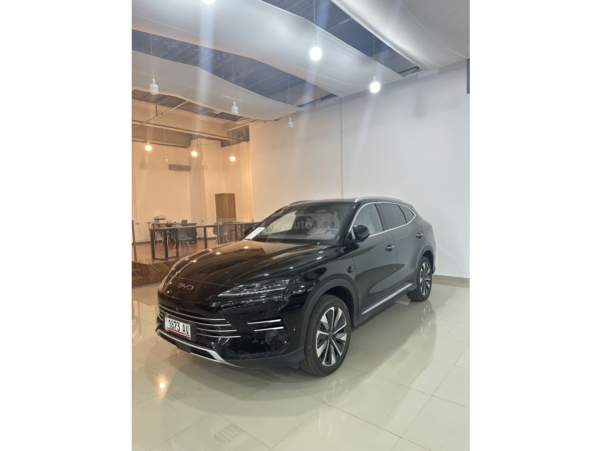 BYD Song Plus - фото 3