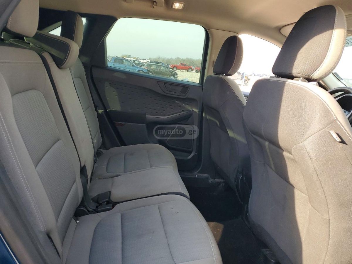 Ford Escape - фото 10