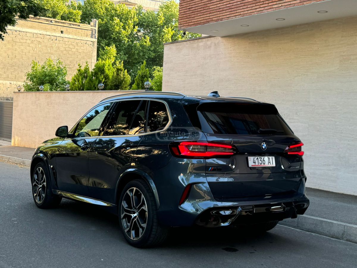 BMW X5 - фото 8