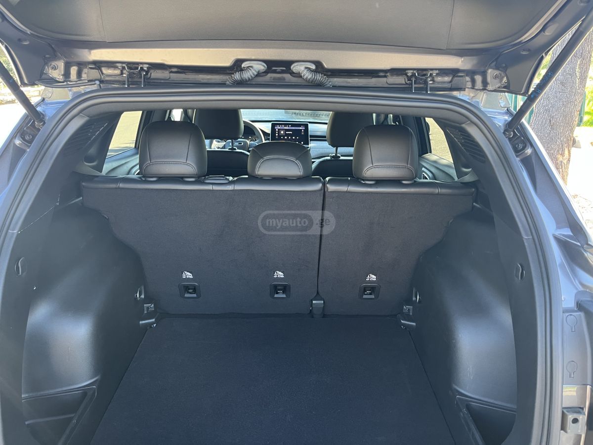 Jeep Latitude Lux 4dr 4x4 Automatic — миниатюра 12