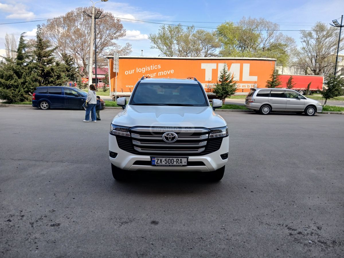 Toyota Land Cruiser - фото 2