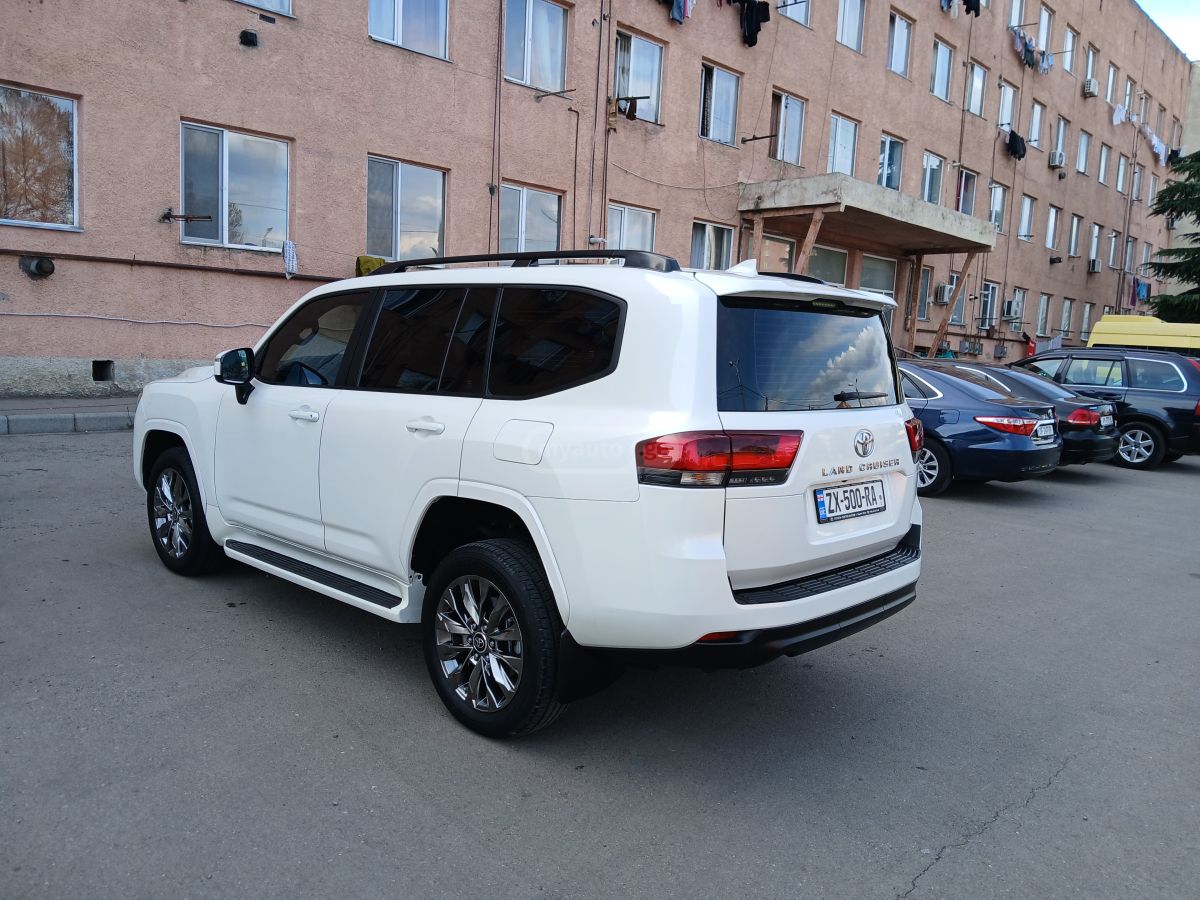 Toyota Land Cruiser - фото 3