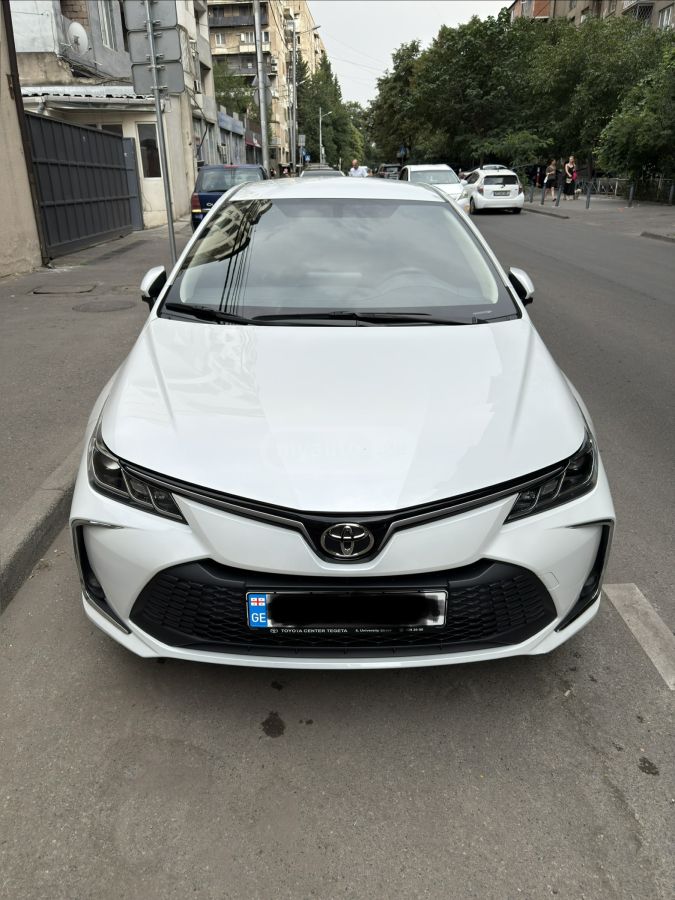 Toyota Corolla - фото 1