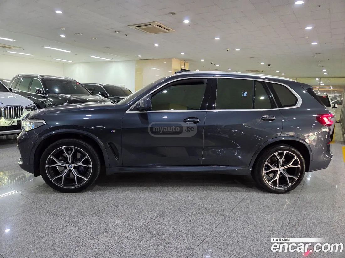 BMW X5 M 2022 — миниатюра 3