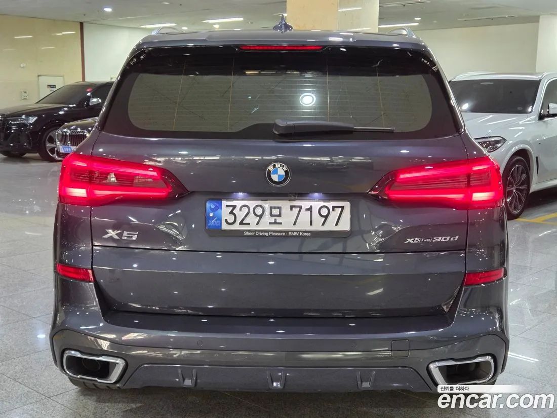 BMW X5 M 2022 — миниатюра 4