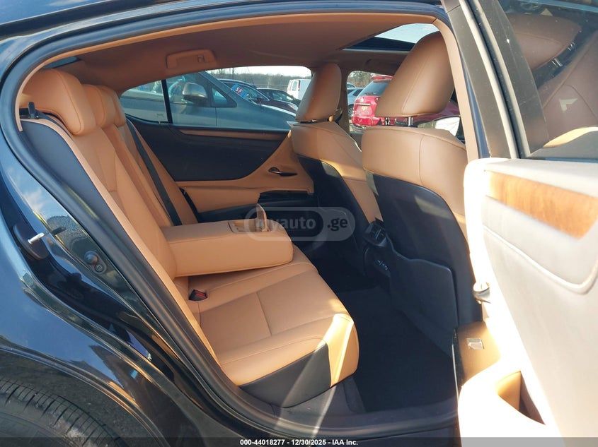 Lexus ES 350 2024 — миниатюра 8