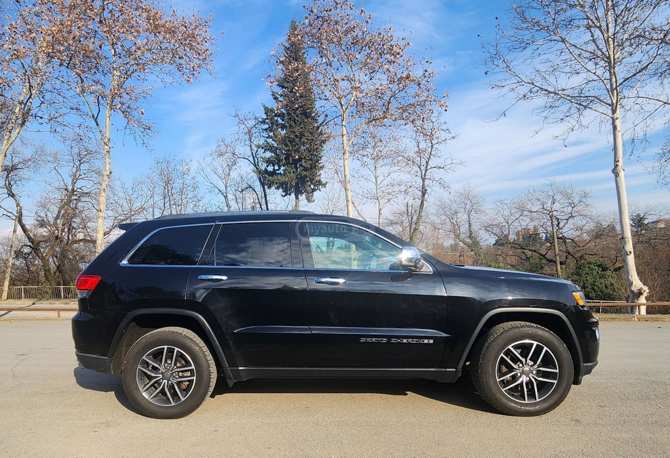 Jeep Grand Cherokee - фото 1