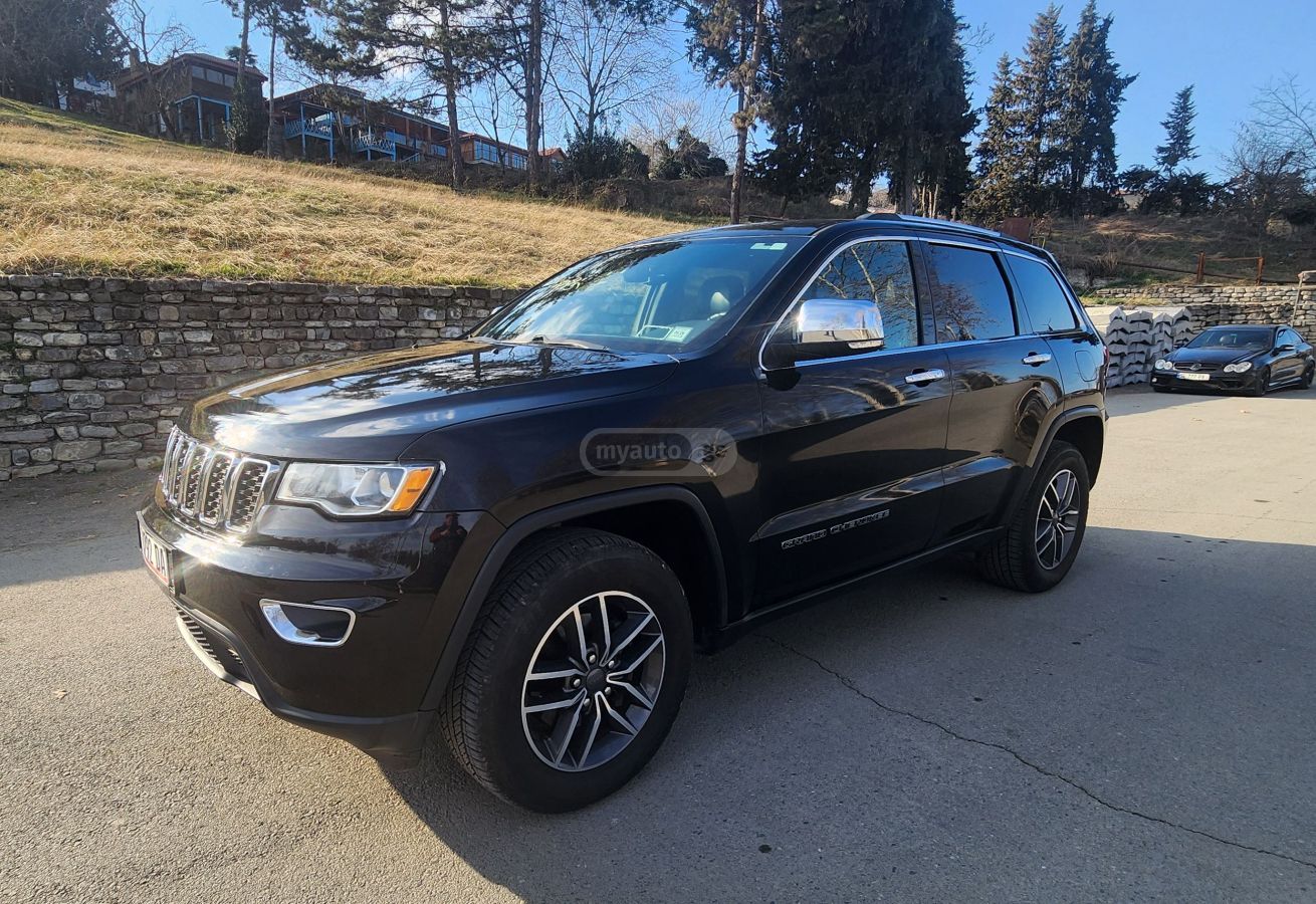 Jeep Grand Cherokee - фото 2