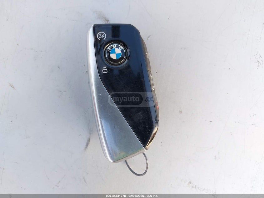 BMW 740 2024 — миниатюра 10