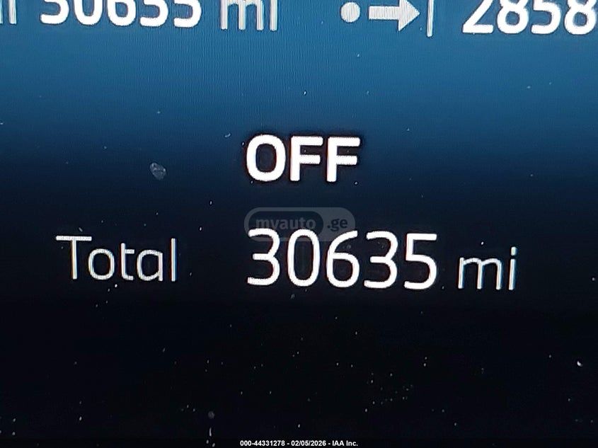 BMW 740 2024 — миниатюра 14