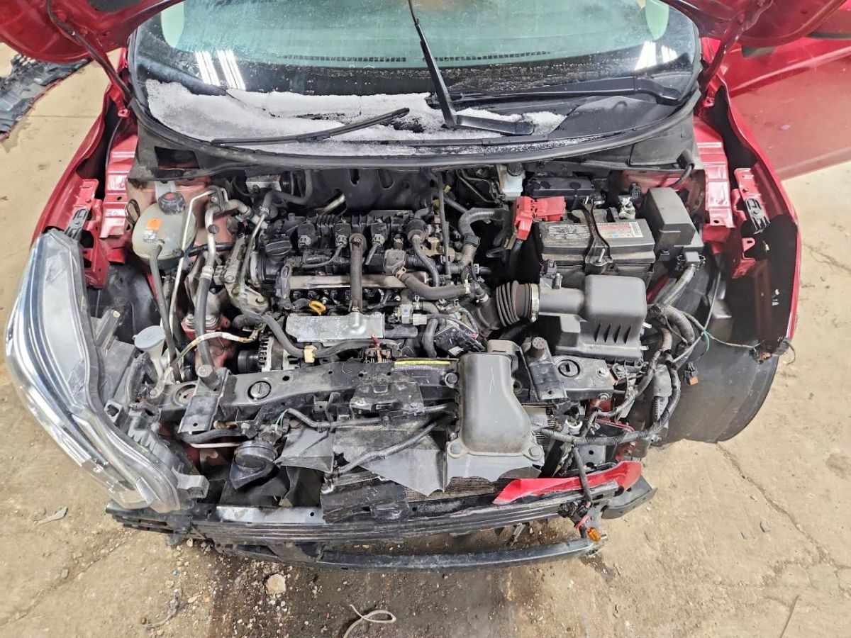Nissan Versa - фото 12