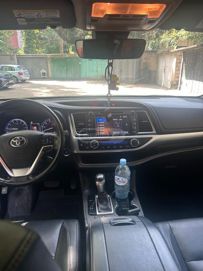 Toyota Highlander - фото 4