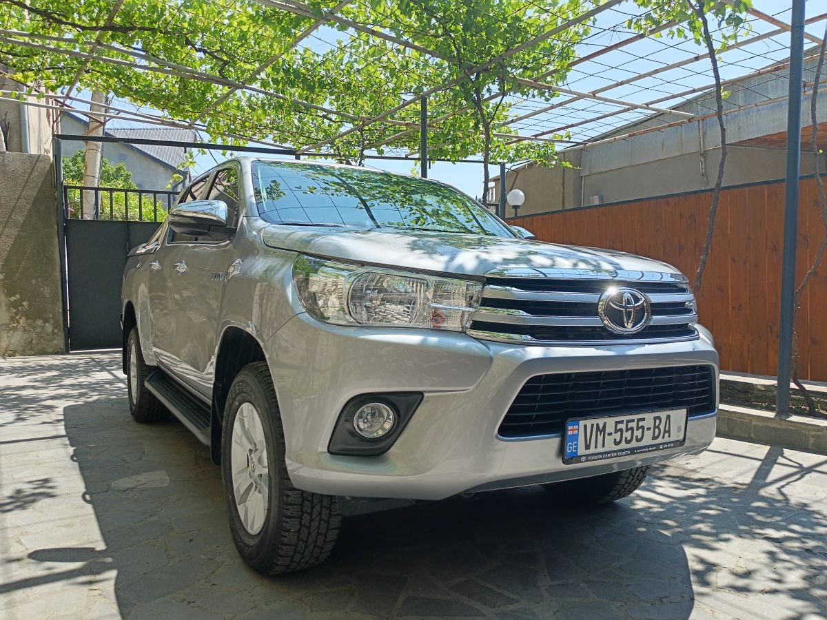Toyota Hilux 2020 — миниатюра 2