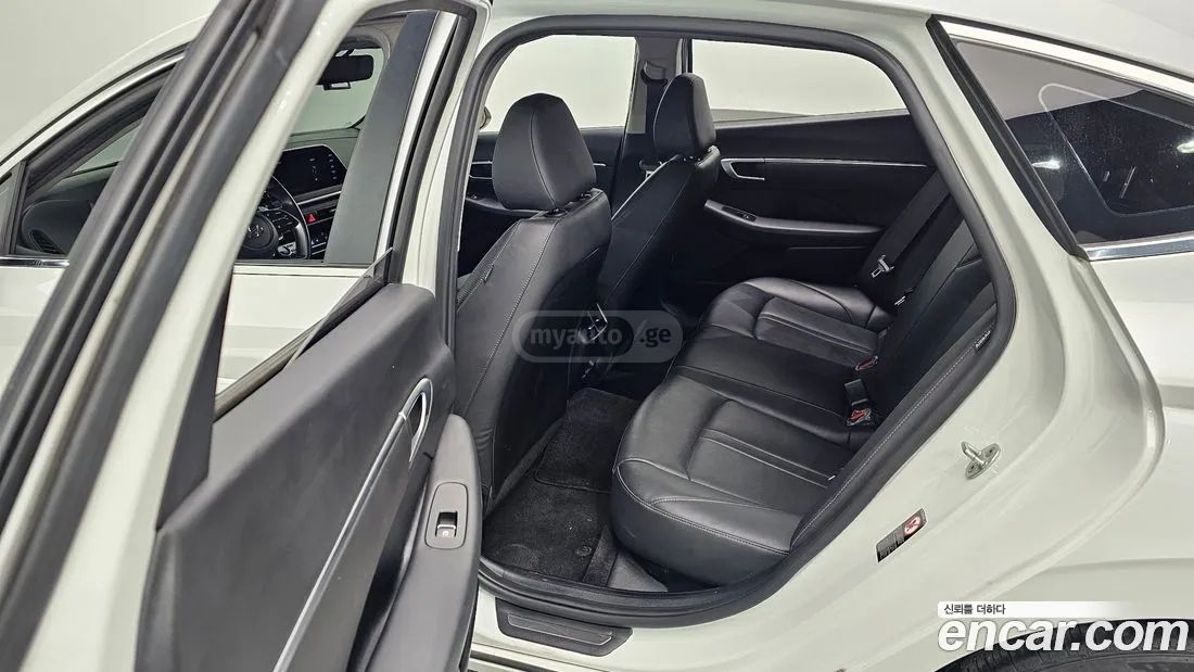 Hyundai Sonata - фото 12