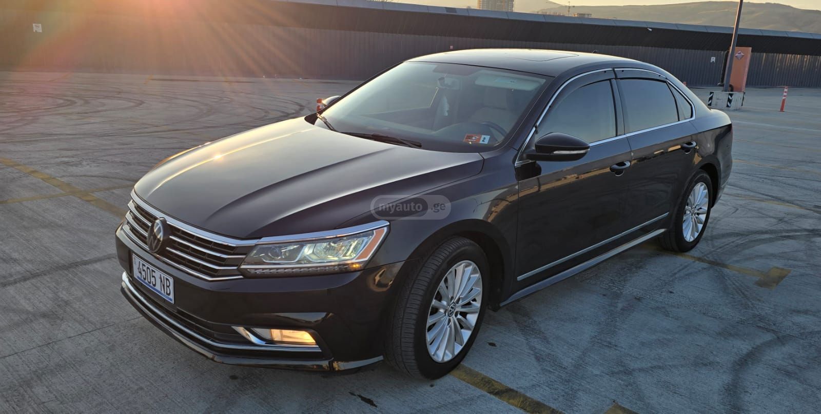 Volkswagen Passat - фото 1