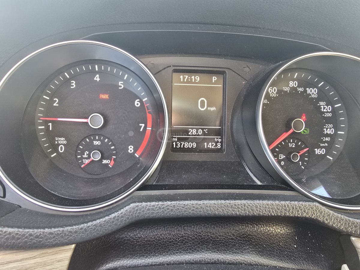 Volkswagen Passat - фото 13