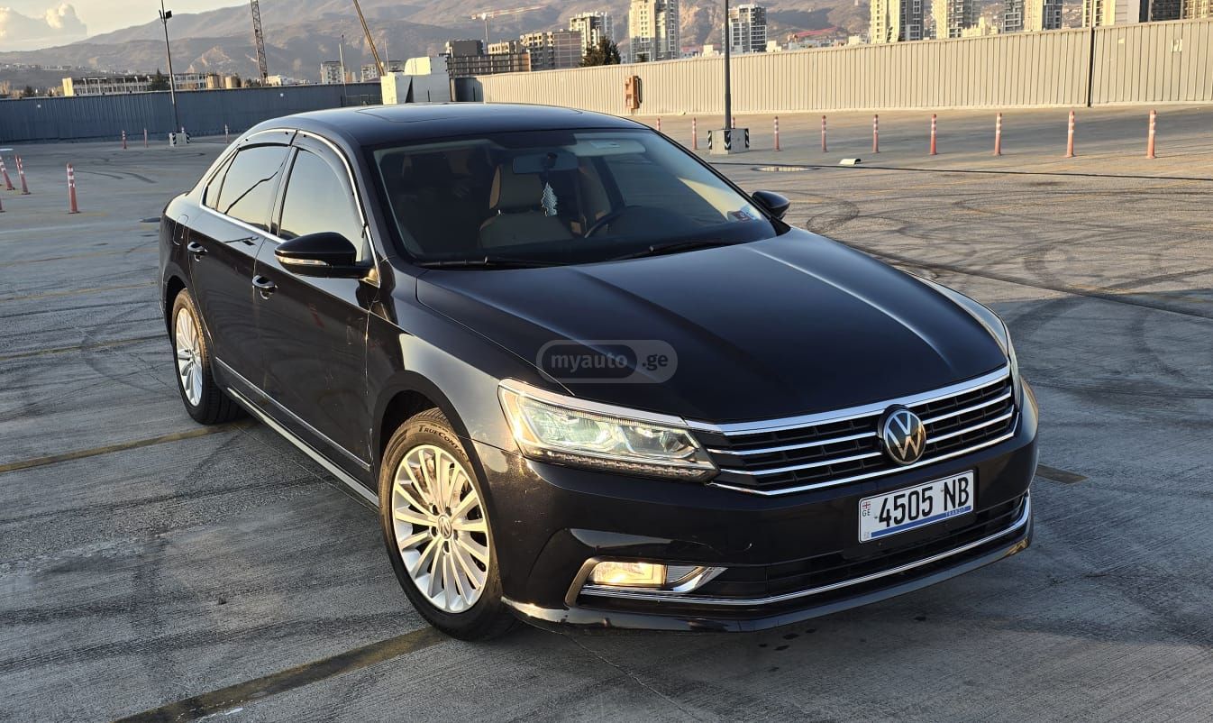 Volkswagen Passat - фото 2