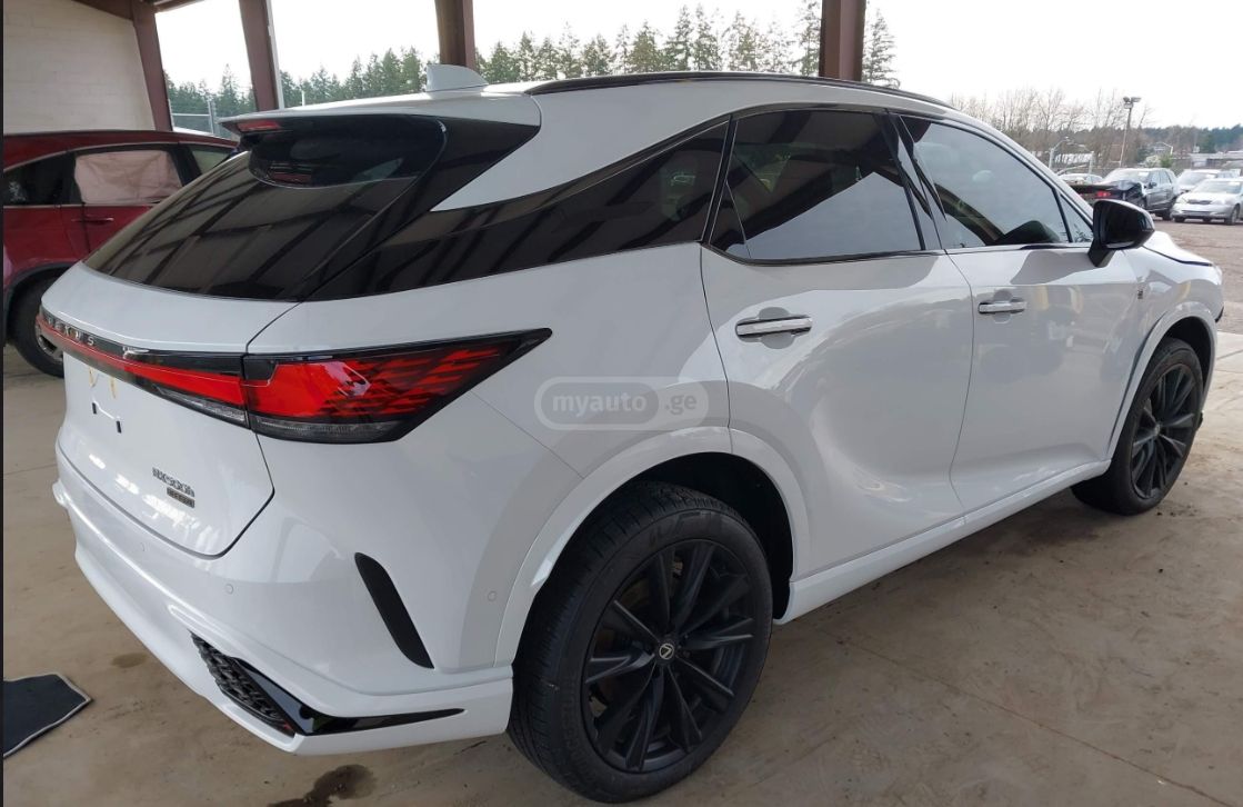 Lexus f sport — миниатюра 2