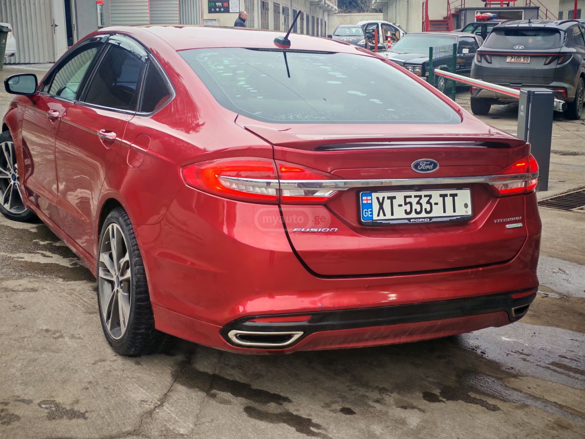 Ford Fusion - фото 4