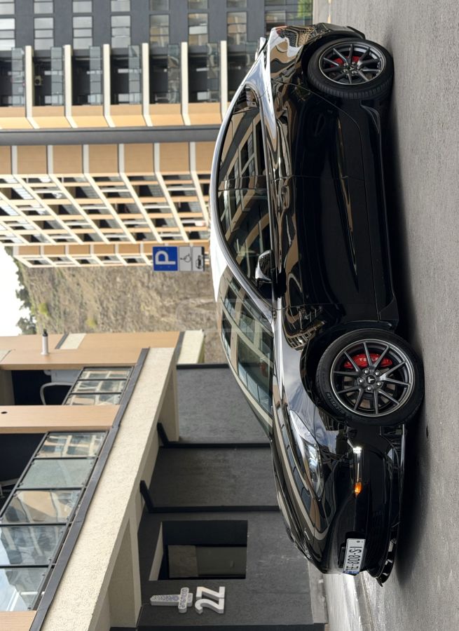 Tesla Model 3 - фото 2