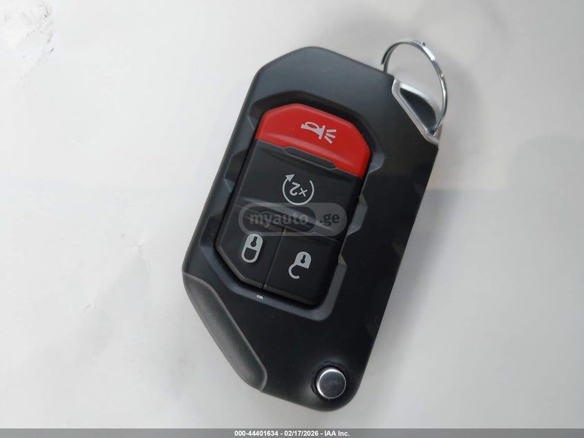 Jeep Wrangler 2025 — миниатюра 10