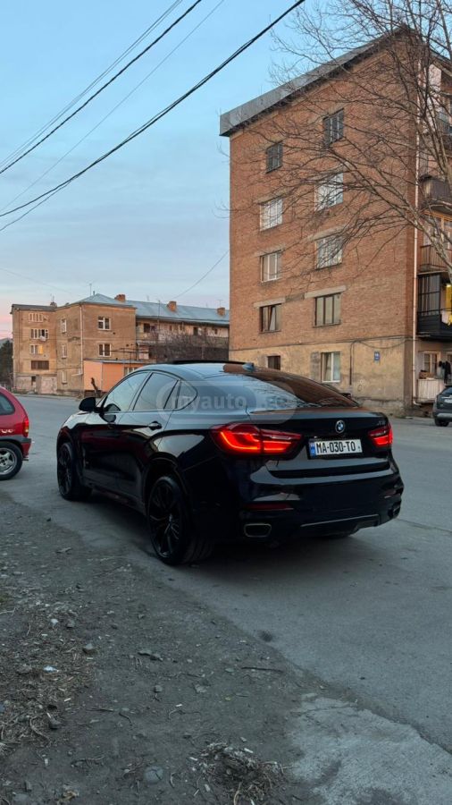 BMW X6 - фото 3