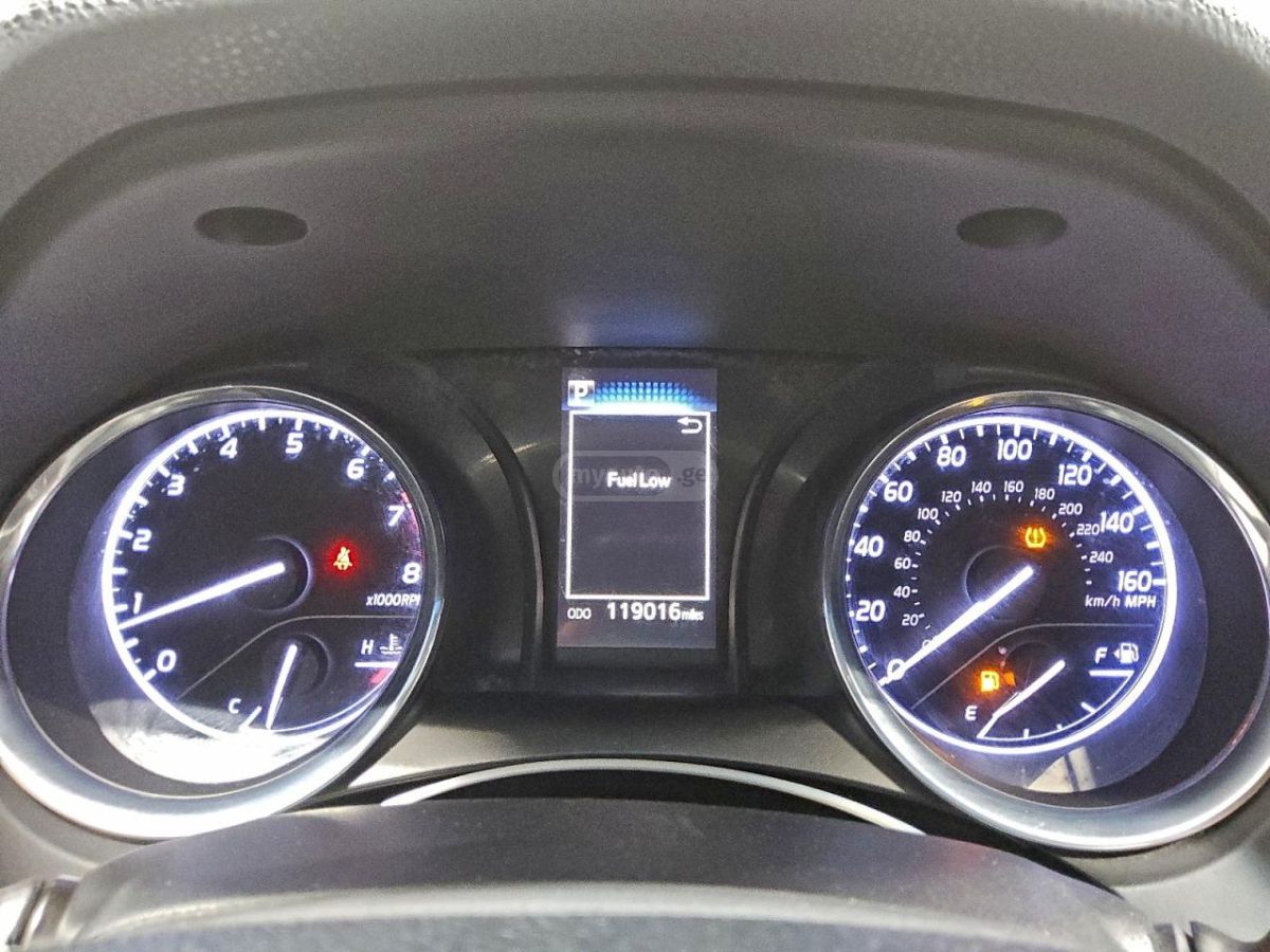 Toyota Camry - фото 9