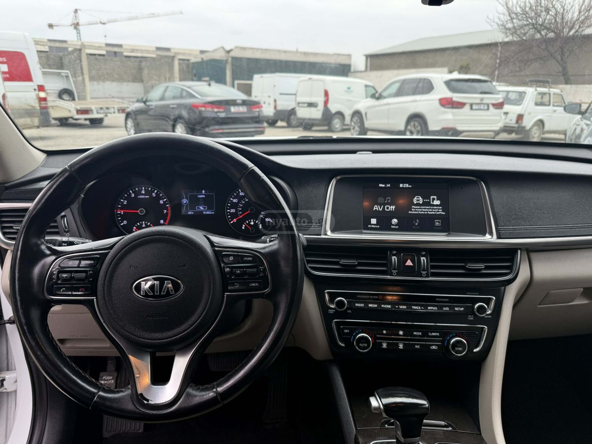 Kia Optima - фото 13