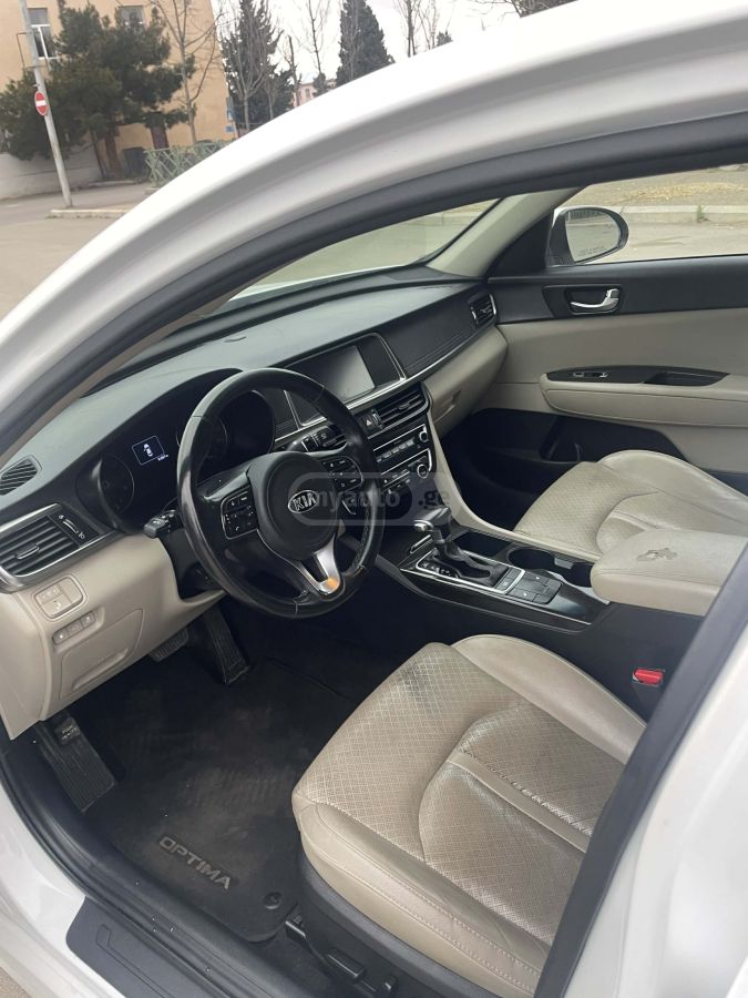 Kia Optima - фото 15