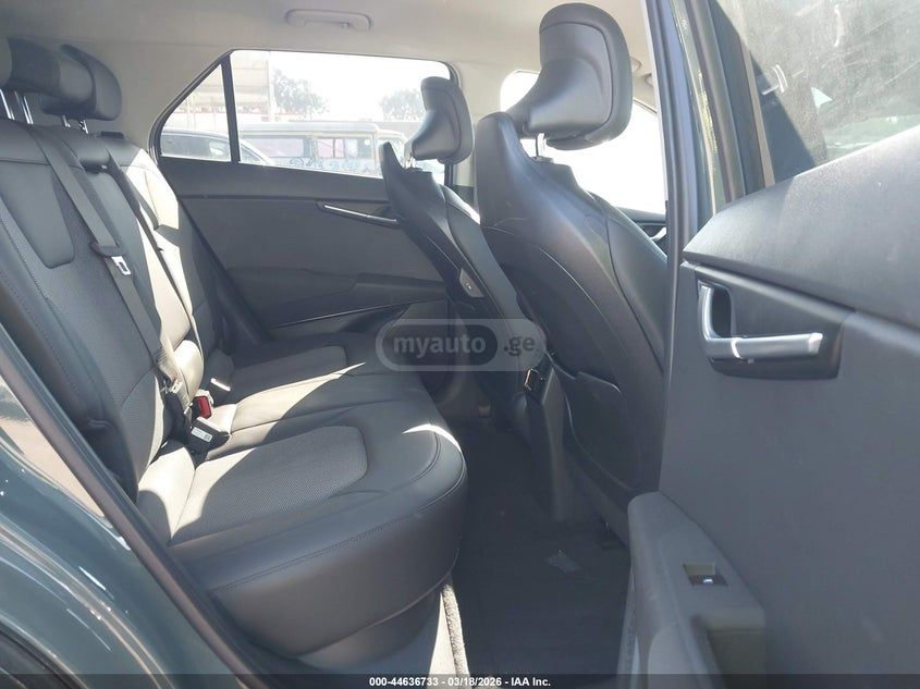 Kia Niro - фото 6