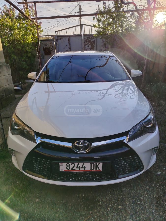 Toyota Camry - фото 9