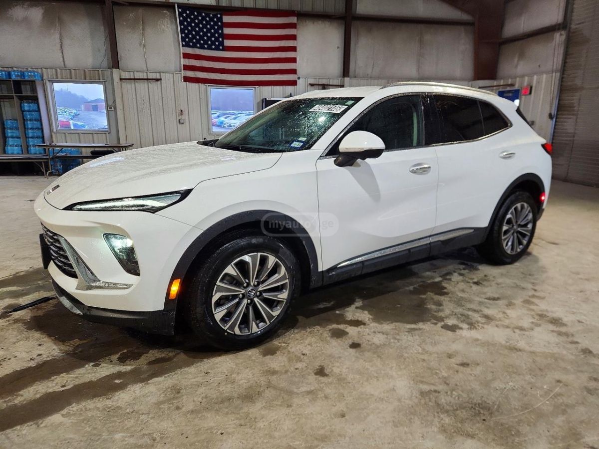 Buick Envision - фото 1